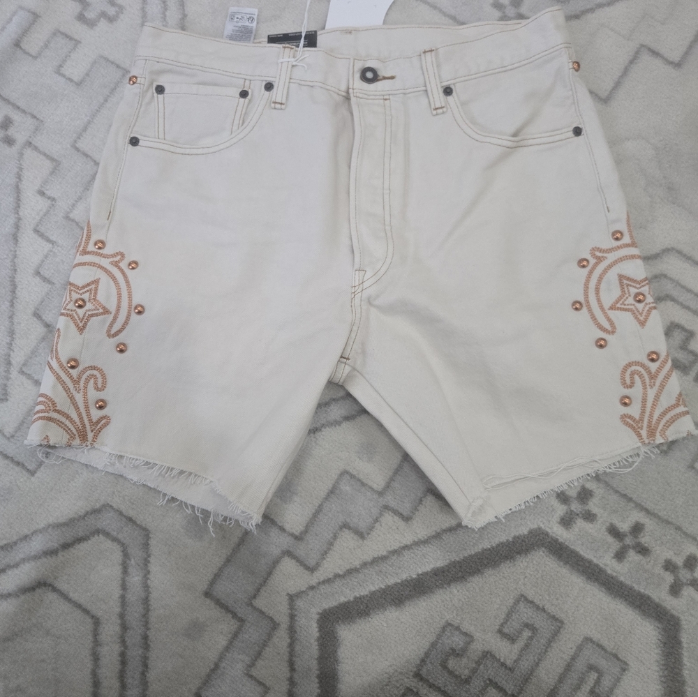 Levi's 501 '93 Cream Shorts W Copper Western Apliques